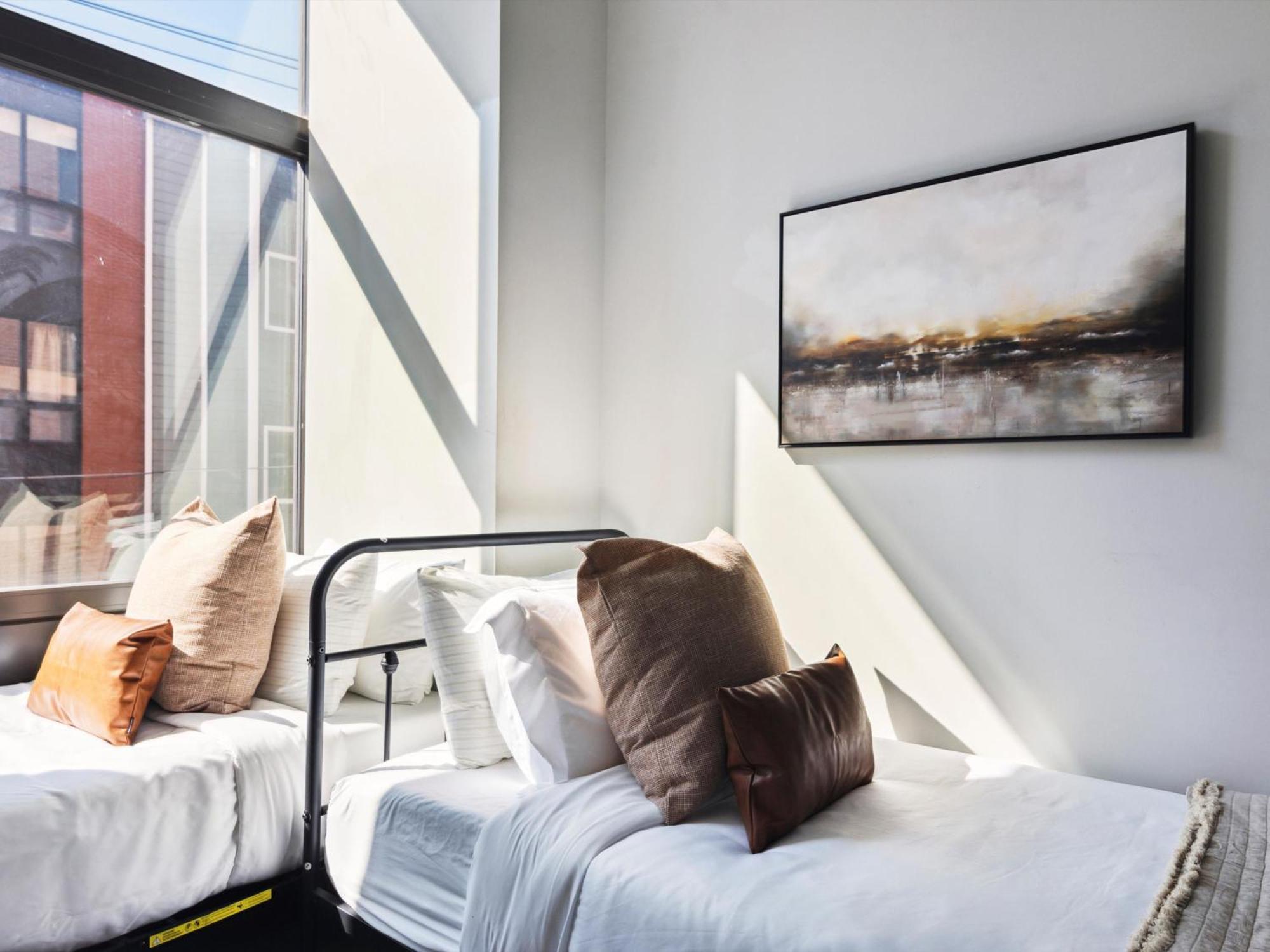 Large 3Br Apts & Studios, Free Parking, Gym, Game Room Филадельфия Номер фото